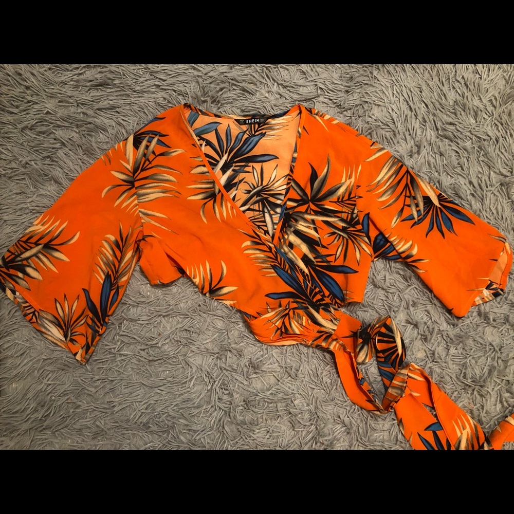 Super cute crop top